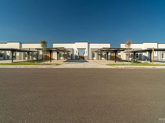 3rd image of 610 Mountain Rd #1