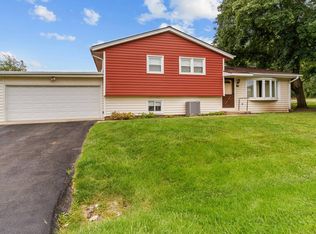 26W447 Harrison Ave, Winfield, IL 60190