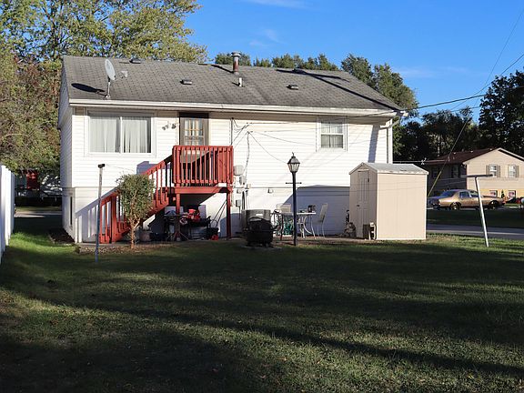 2nd image of 135 N Jefferson Ave