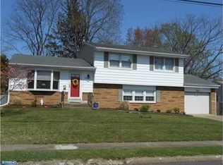 26 Wardman Ave, Ewing, NJ 08638