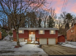 4028 Impala Dr, Pittsburgh, PA 15239