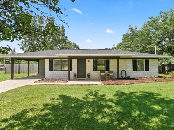 15392 Chaise Dr, Northport, AL 35475