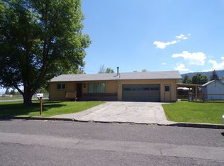 1108 E Ave, La Grande, OR 97850