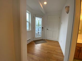 11322 12th Ave NE, Seattle, WA 98125