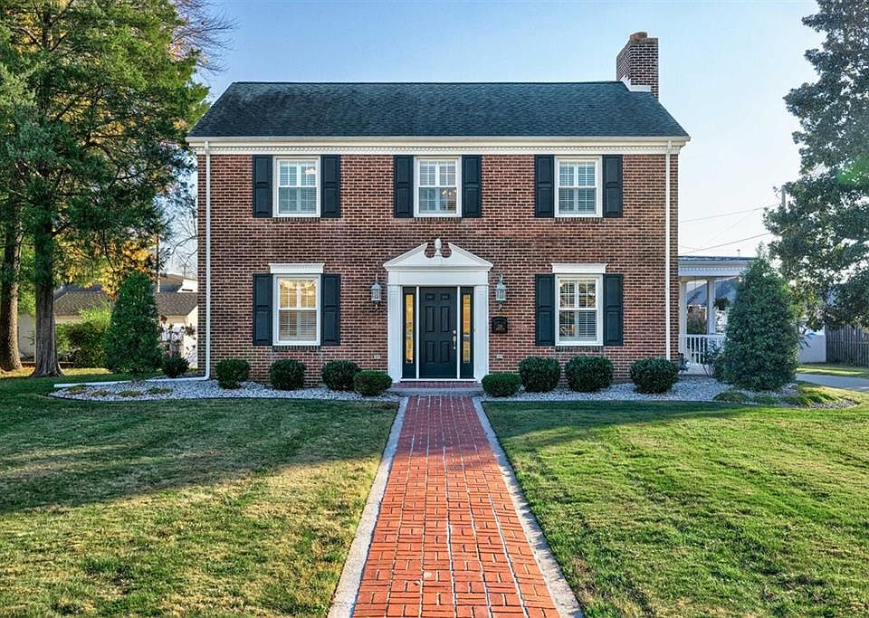 1st image of 238 Waddill Ave