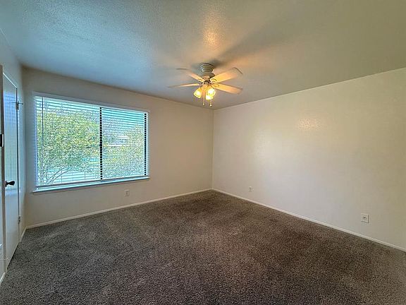 4th image of 900 W Village Ln