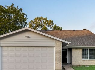 835 Salem Trl, Lewisville, TX 75067