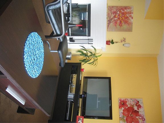 5th image of 17404 Ambaum Blvd S APT 302