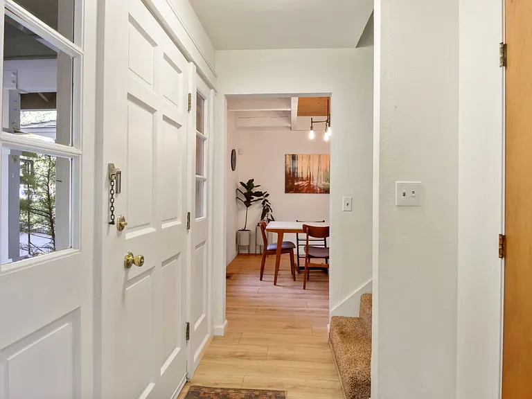 235 Pelton Ln — Photo 11