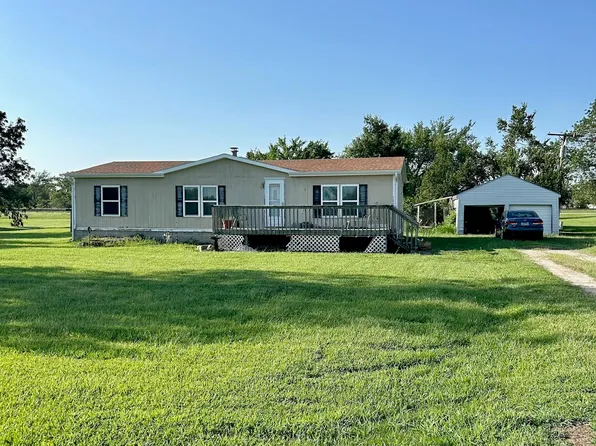 214 W Boone St, Scranton, KS 66537