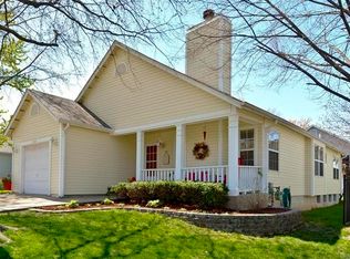1025 Cobbler Ln, Saint Charles, MO 63303