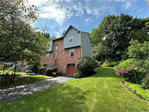 437 Shady Ridge Dr, Monroeville, PA 15146