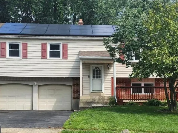 3210 Meetinghouse Rd, Upper Chichester, PA 19061