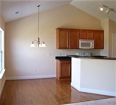 1st image of 4976 Kitts Ct SE