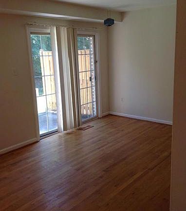 3rd image of 1150 W Side Dr #33