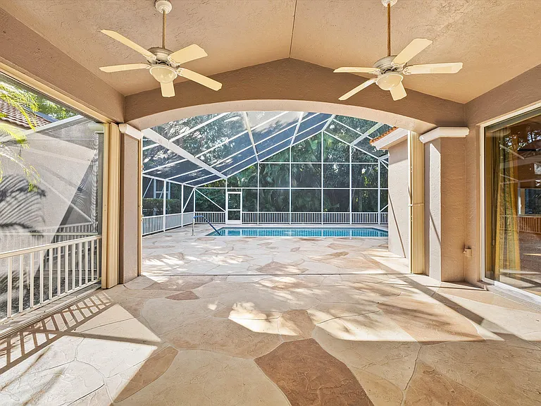 10860 Fairmont Village Dr — Photo 34