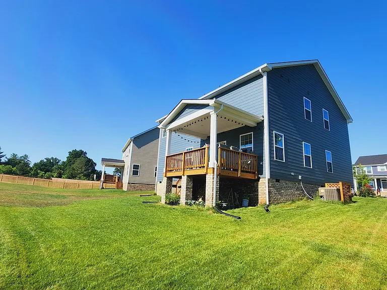 9220 Fairfield Farm Ct — Photo 30