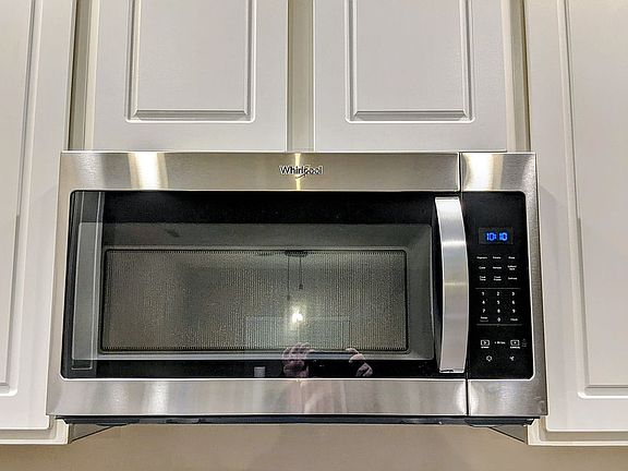 5th image of 1686 Honey Bee Ln