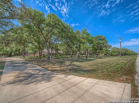 3rd image of 509 Rose Branch Dr