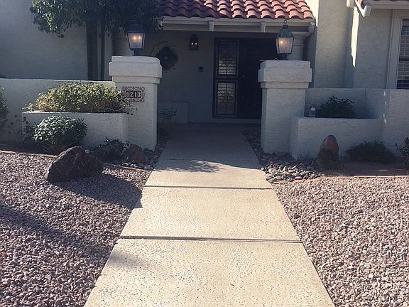 3rd image of 8213 E Del Cadena Dr
