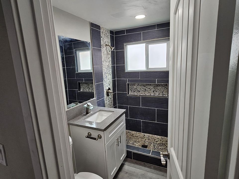 1st image of 3522 1st Ave #3517