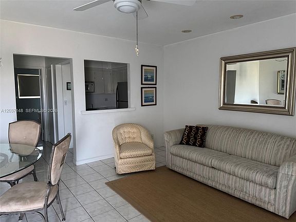 3rd image of 801 Atlantic Shores Blvd APT 207