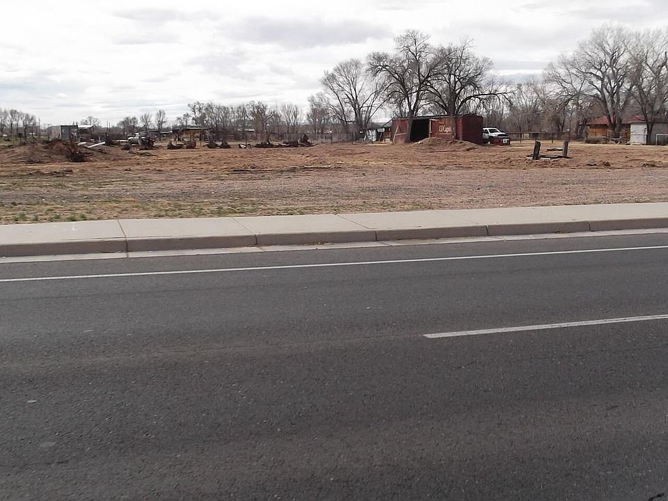 1st image of E River Rd