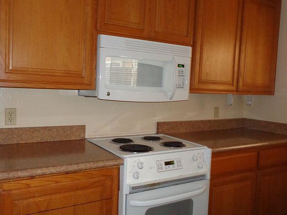 4th image of 4758 Bayard St APT 2