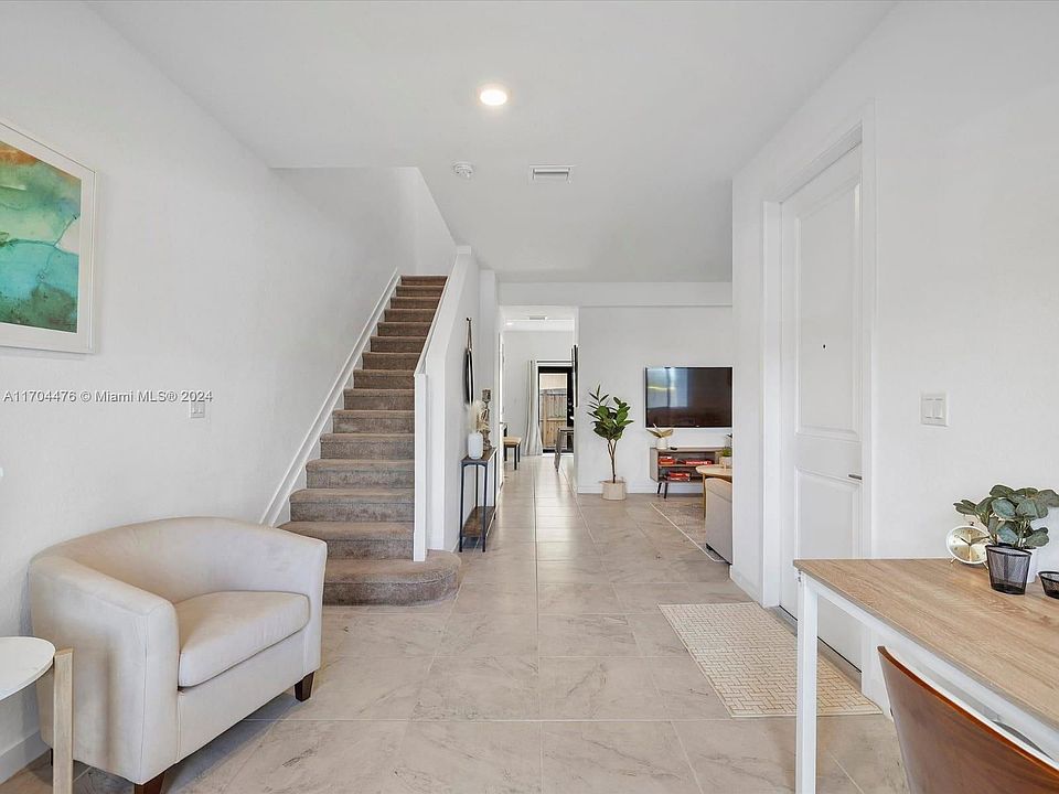 1st image of 13344 SW 250th St