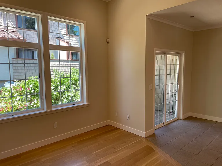 2216 Ida Dr — Photo 2