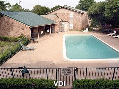 1st image of 900 E Corsicana St APT 123