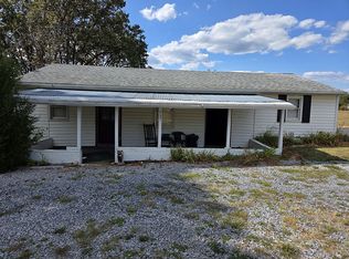 307 Davis Dr, Martinsburg, WV 25404