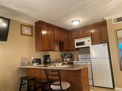 10811SA N Luis Pass Rd — Photo 3