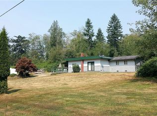 23701 Gunderson Rd, Mount Vernon, WA 98273