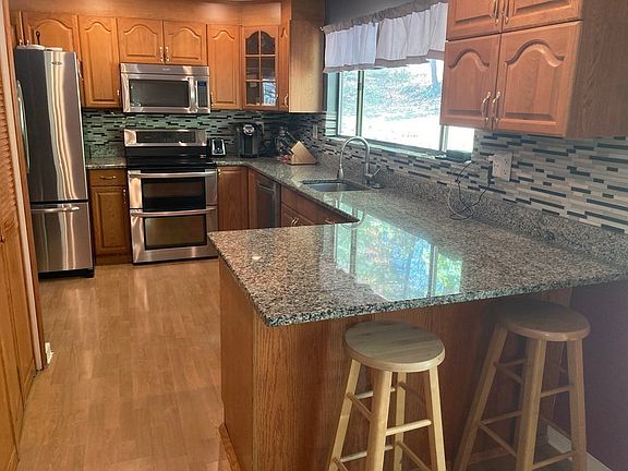 5th image of 30 Speen St #30