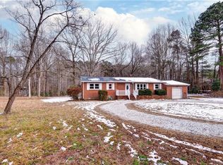 382 Fenton Mill Rd, Williamsburg, VA 23188