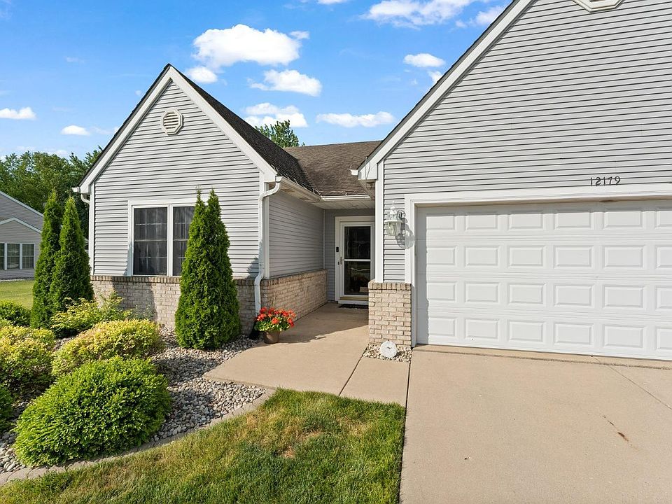 1st image of 12179 W 83rd Pl