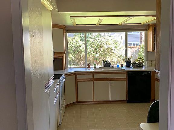 5th image of 7215 Onyx Dr SW