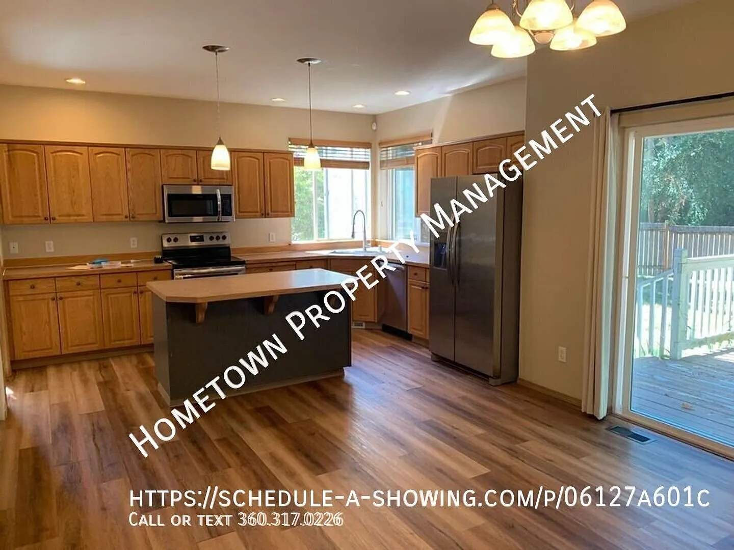 Beautiful Spanaway 3+ Bedroom Home with Air Conditioning Available Now! — Photo 4