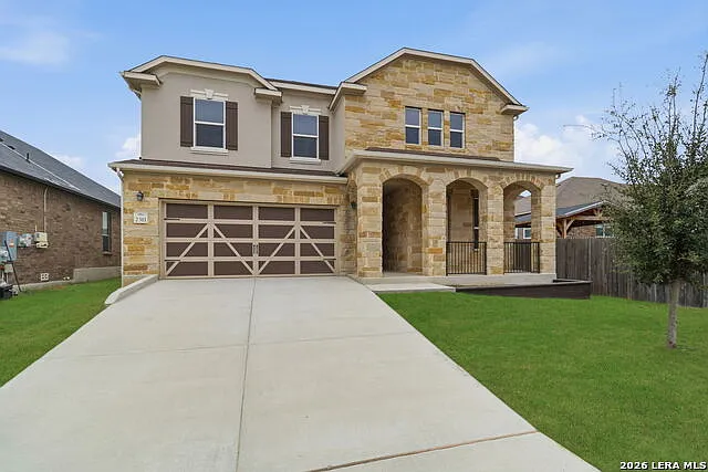 4 bed, 2.5 bath, 2881 sqft, $2,300 — Photo 2