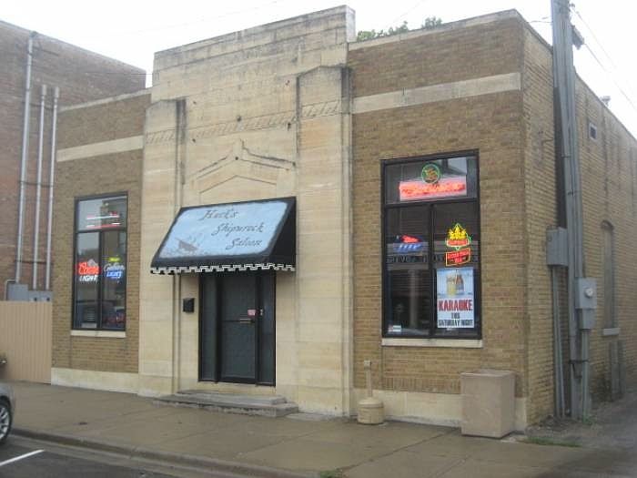 1st image of 110 N Meridian St