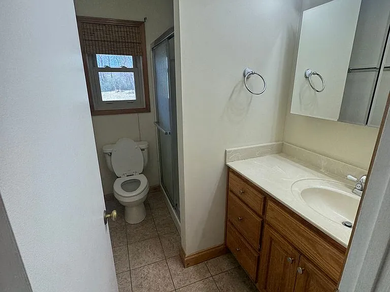 684 Evergreen St — Photo 7