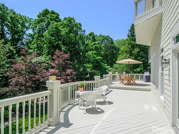4th image of 1721 Newport Creek Dr
