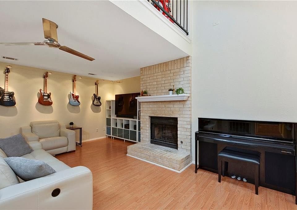 1st image of 12314 Antoinette Pl