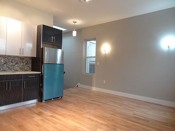 2nd image of 778 Bushwick Ave #1L
