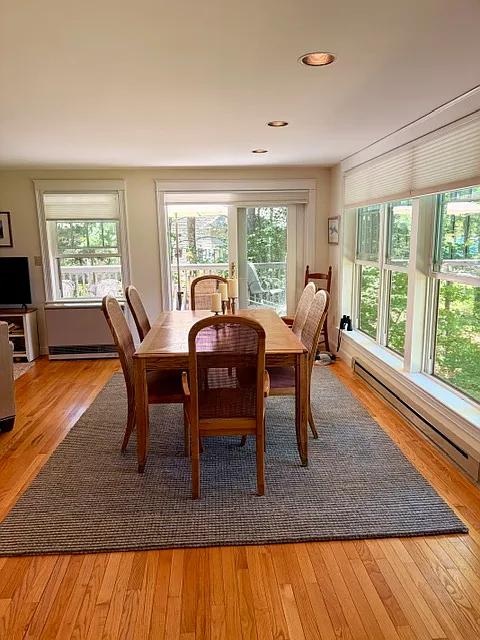 22 E Beach Rd — Photo 3
