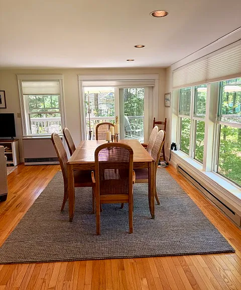 22 E Beach Rd — Photo 3