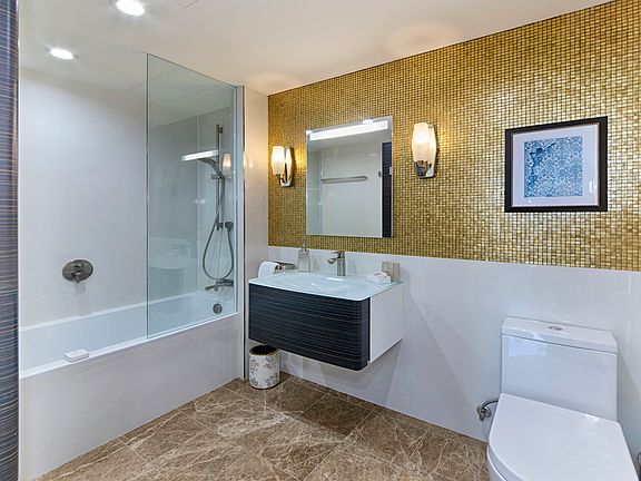 5th image of 160 Central Park S #1109