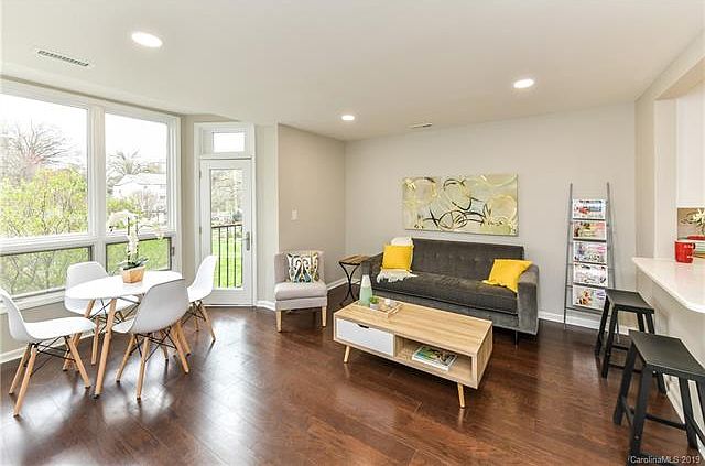 1st image of 328 W 6th St APT 5