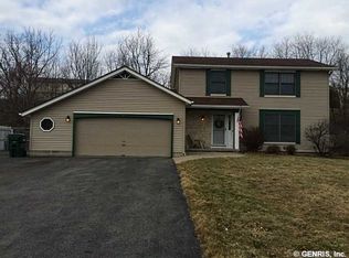 219 Briarwood Ln, Scottsville, NY 14546